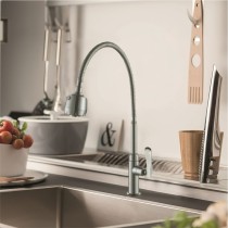 GRIFERÍA P/COCINA/MUEBLE LÍNEA VERONA (SATINADO)